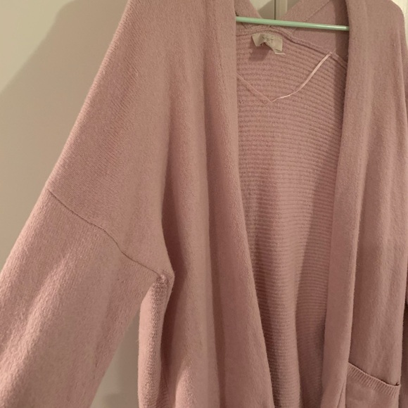 Light pink sweater - Picture 2 of 4